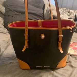 Dooney & Bourke set
